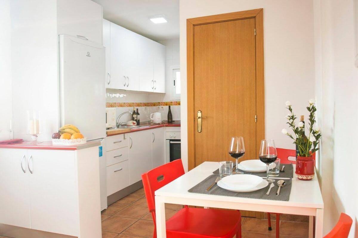 Bonito Apartamento Con Terraza - Pedregalejo Playa Malaga Bagian luar foto
